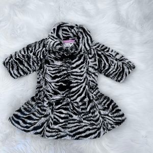 Faux fur leopard print coat for baby girls size 6M